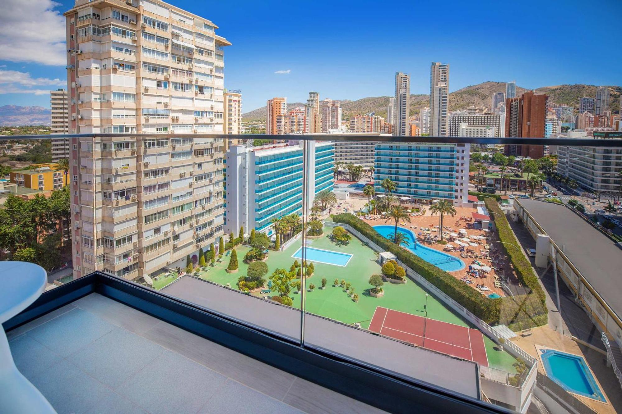 Hotel Servigroup Orange Benidorm Oda fotoğraf