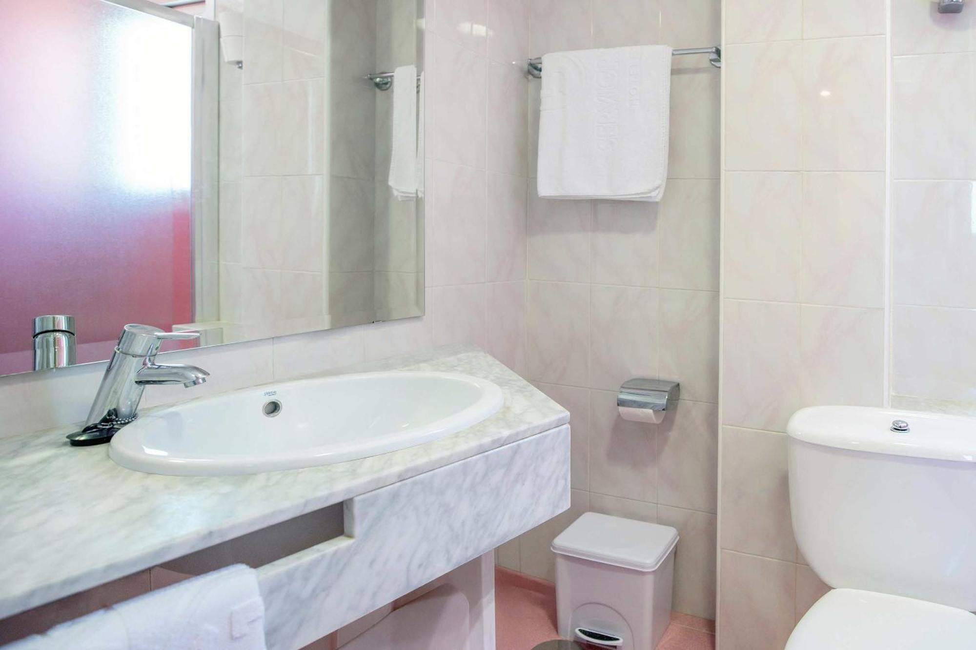 Hotel Servigroup Orange Benidorm Oda fotoğraf